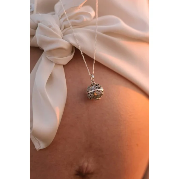 Bola de grossesse indonésien fleur de lotus BALI