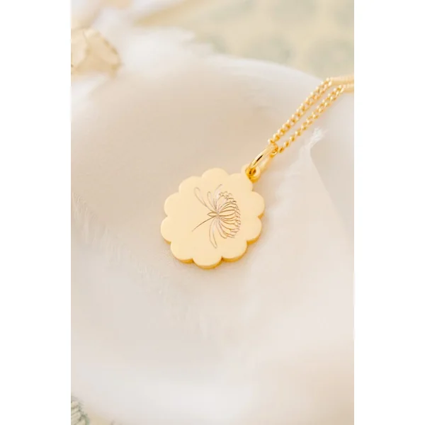 Collier fleur de naissance personnalisable médaille corolle ECLOSION