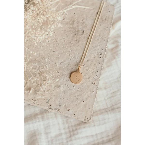Collier personnalisé médaille brossée pleine lune or GRANDE OURSE