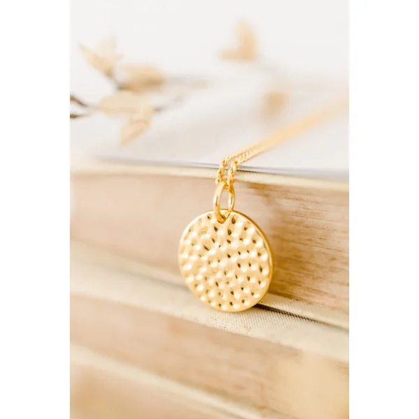 Collier personnalisé médaille ronde martelée or EMPREINTE