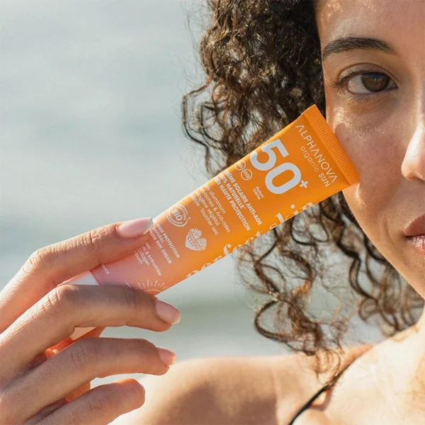 Crème solaire anti-âge SPF 50+ BIO