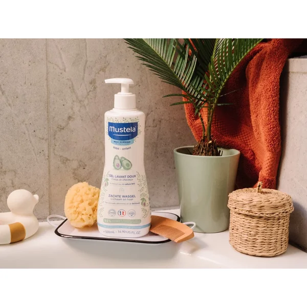 Gel Lavant Doux Bébé à l'avocat BIO