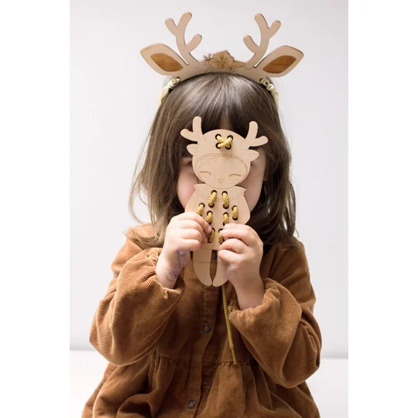 Jeu en bois poupée à lacer animaux PETITE BICHE