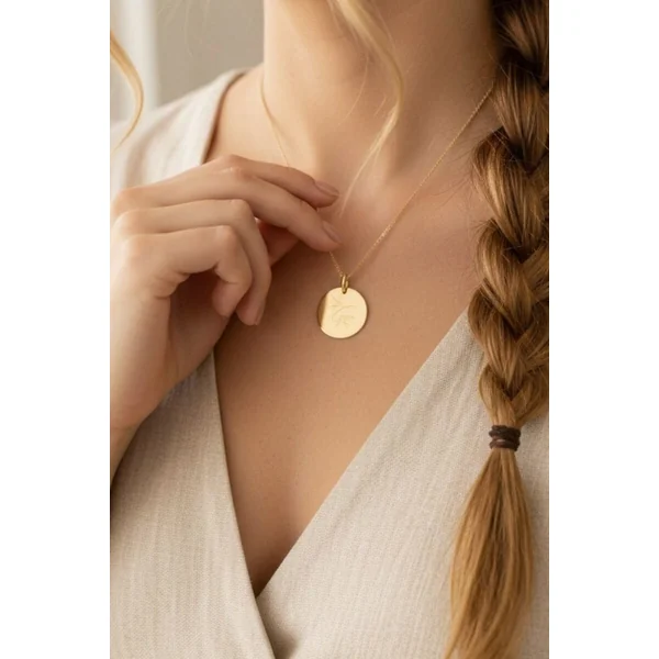 Pendentif personnalisé médaille ronde or lettre initiale EMOTIONS DOUCES