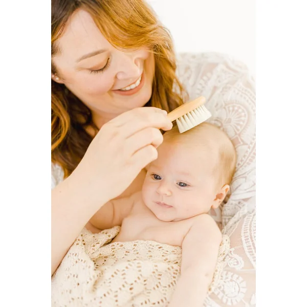 Set brosse et peigne bois pour bébé MES PREMIERES MECHES