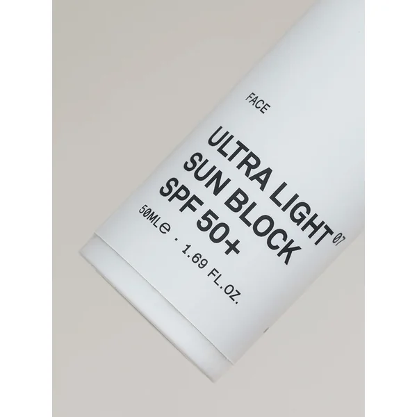 Ultra Light Sun Block SPF 50+
